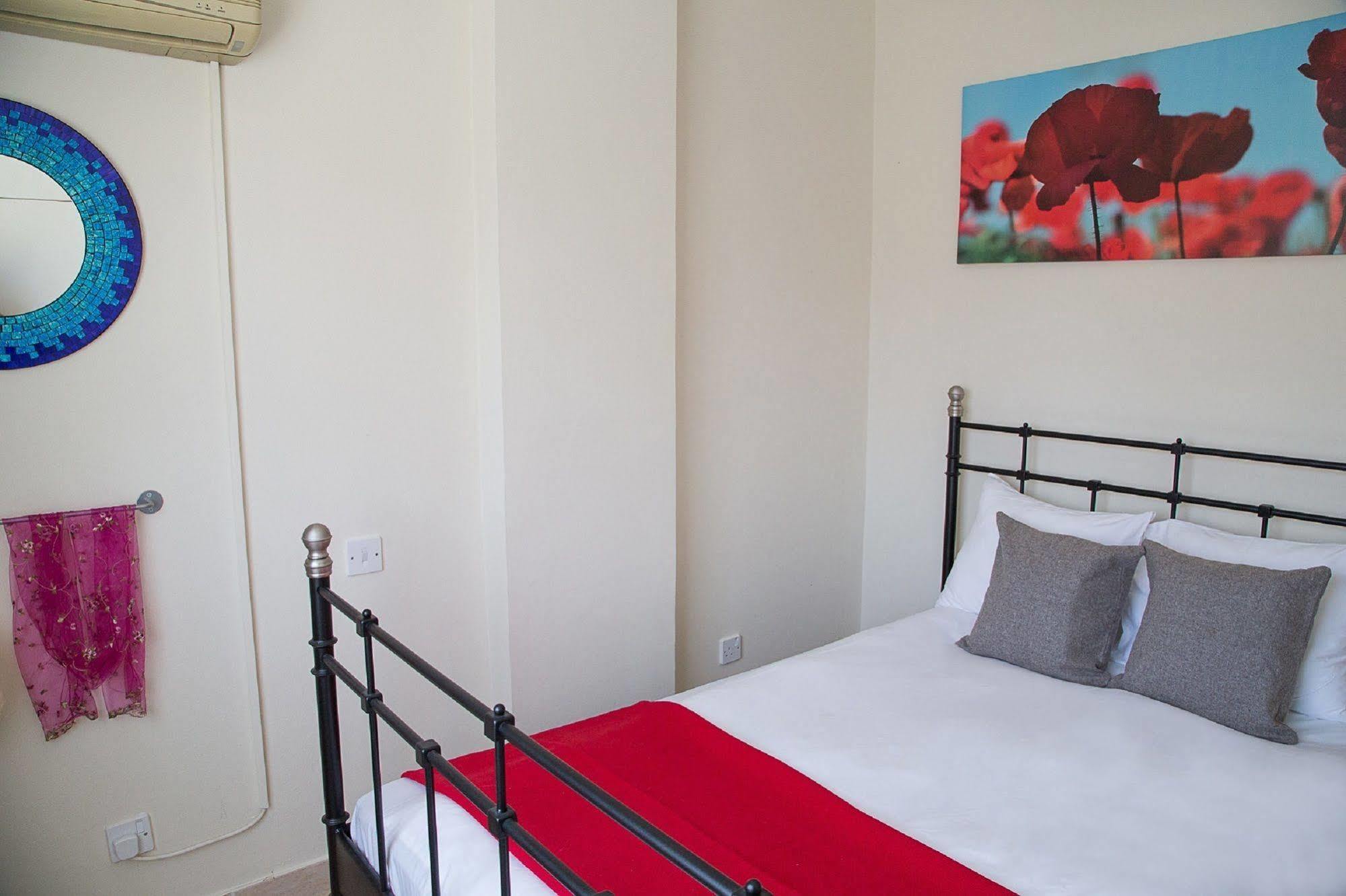 Paphos Love Nest Apartment 外观 照片